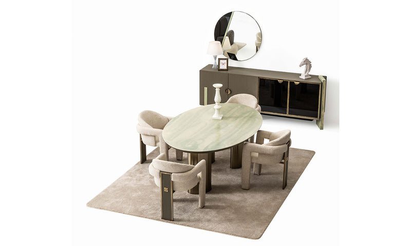 Blour Modern Dining Room