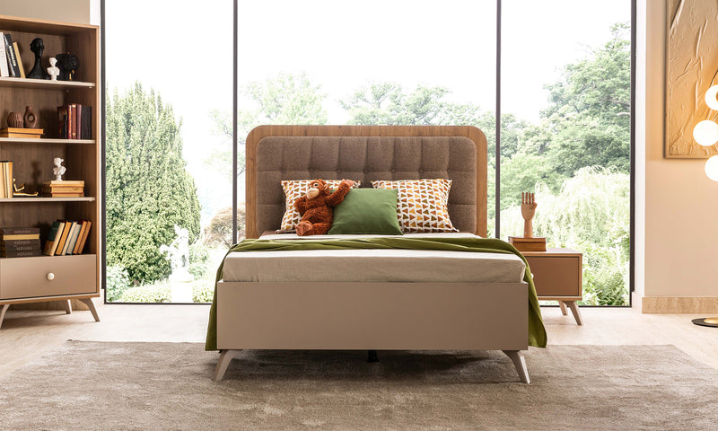 Konstantino Bedstead