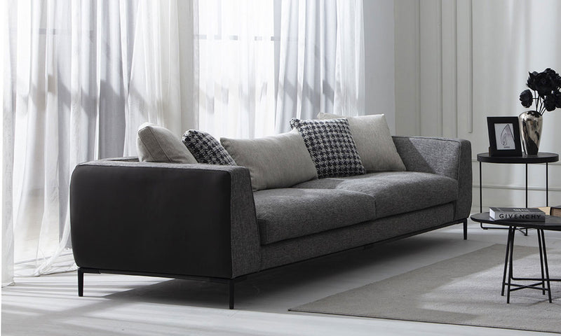 Skland Gray Three-Piece Sofa