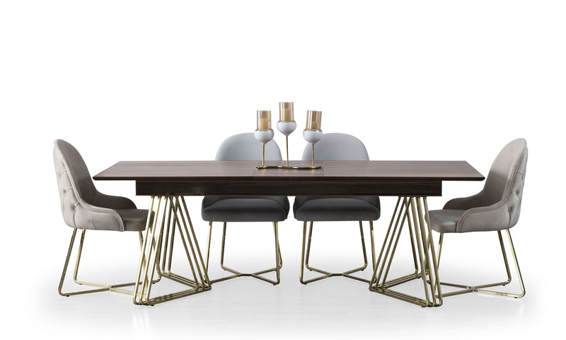 Pulgar Dining Table