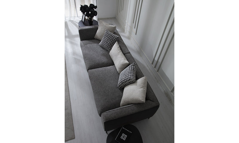 Skland Gray Three-Piece Sofa