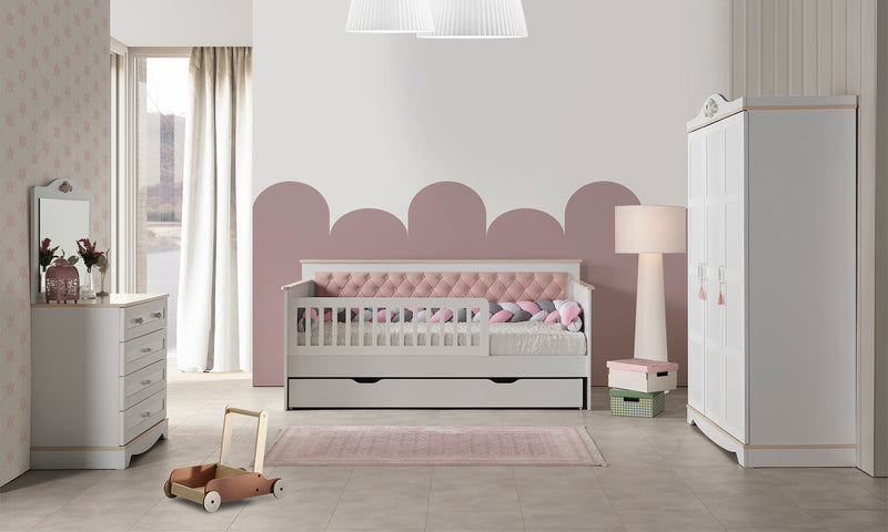 Kenji Young Baby Bed