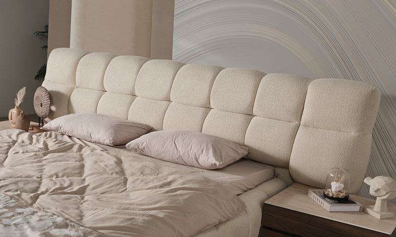 Fluffy Bedstead