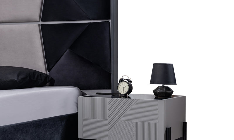 Janu Modern Bedroom Set