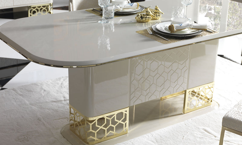 Stally Dining Table