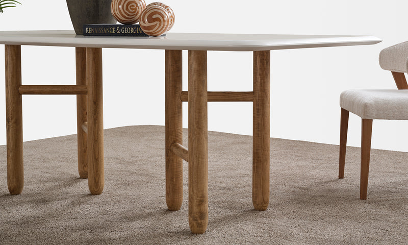 Avang Dining Table