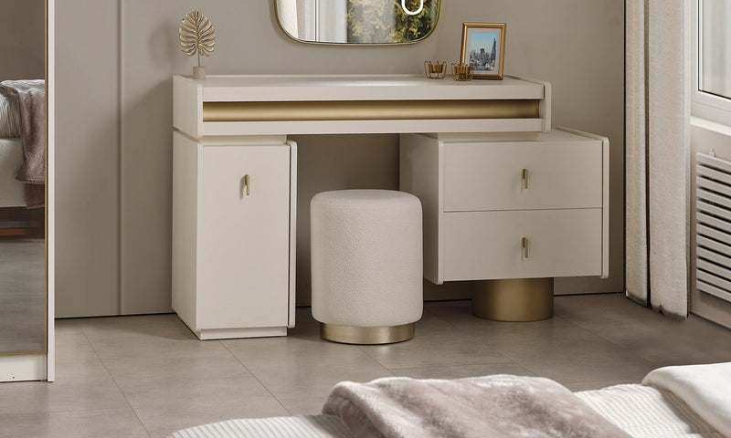 Timber Modern Dressing Room Set